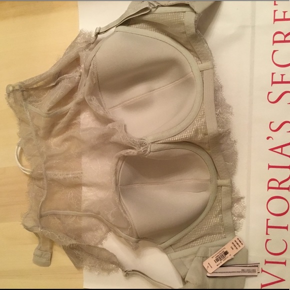 Victoria’s Secret brallet. Size 38D. - Picture 2 of 2
